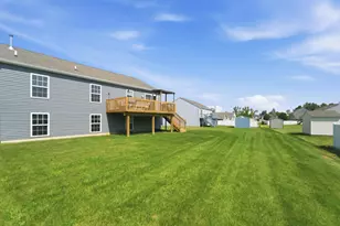 6849 Prarie Path Ln, Merrillville, IN 46410 - Photo 2