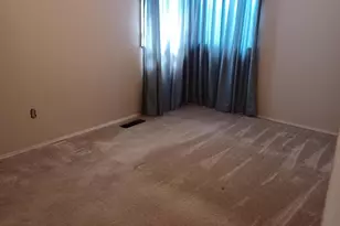 329 N Virginia St, Hobart, IN 46342 - Photo 8