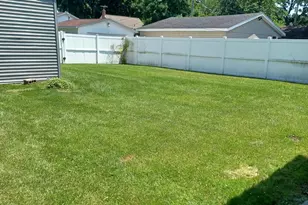 329 N Virginia St, Hobart, IN 46342 - Photo 12