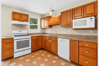 389 Rainier Road, Valparaiso, IN 46385 - Photo 4