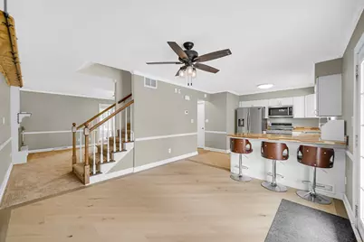 1330 Camellia Drive, Munster, IN 46321 - Photo 10