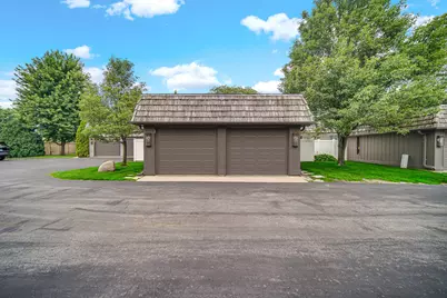 1330 Camellia Drive, Munster, IN 46321 - Photo 4