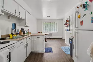 12 Maxwell St, Hebron, IN 46341 - Photo 6