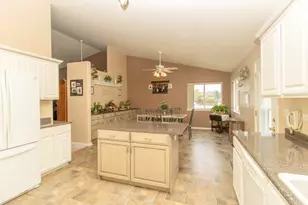 717 Sunflower Ln, Dyer, IN 46311 - Photo 8