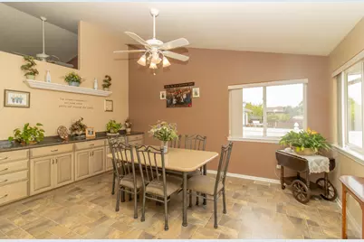 717 Sunflower Lane, Dyer, IN 46311 - Photo 4