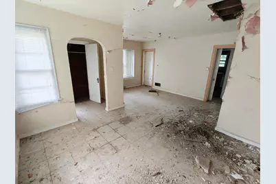 5925 Forest Avenue, Gary, IN 46403 - Photo 8
