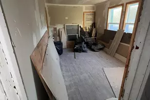 265 Harrison St, Gary, IN 46402 - Photo 8