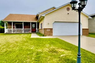 3043 Mallory St, Portage, IN 46368 - Photo 1