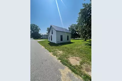 308 E John Street, Knox, IN 46534 - Photo 20