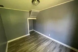 308 E John St, Knox, IN 46534 - Photo 4