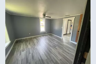 308 E John Street, Knox, IN 46534 - Photo 6