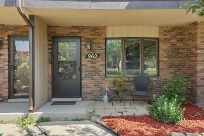 962 Jordan Circle, Schererville, IN 46375 - Photo 1