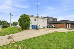 8228 Kennedy Ave, Highland, IN 46322 - Photo 22