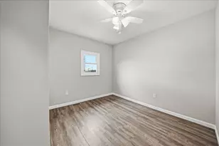 8228 Kennedy Ave, Highland, IN 46322 - Photo 16