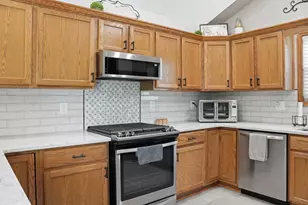 9634 Grasselli Ave, Saint John, IN 46373 - Photo 4