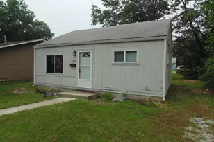 3192 Pulaski St, Hobart, IN 46342 - Photo 2