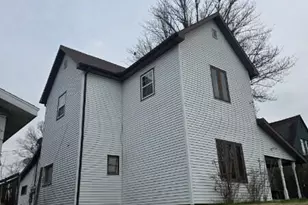 204 W 20th St, Marion, IN 46953 - Photo 2