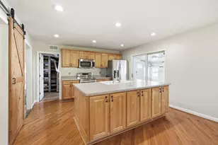 10624 Bailey St, Saint John, IN 46373 - Photo 10