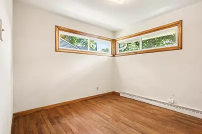 3018 Hollywood Avenue, Michigan City, IN 46360 - Photo 6