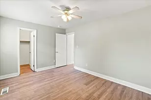 44 Ivy Ln, Dyer, IN 46311 - Photo 10