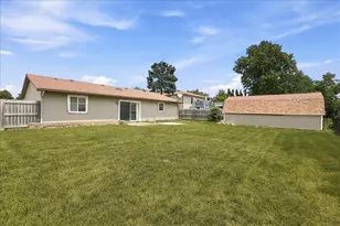 44 Ivy Ln, Dyer, IN 46311 - Photo 18