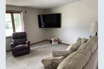 2134 W 3rd Place, Hobart, IN 46342 - Photo 8