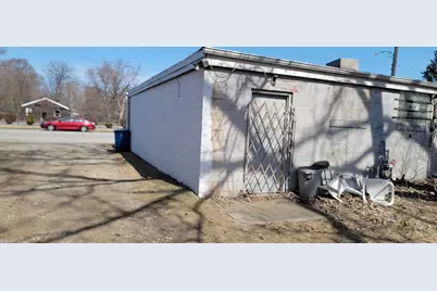 2553 W 11th Avenue, Gary, IN 46404 - Photo 4