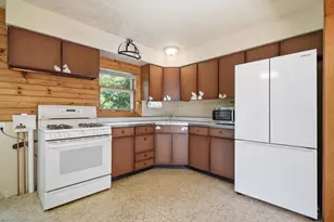 5885 Newport Ave, Portage, IN 46368 - Photo 4