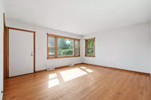 5885 Newport Ave, Portage, IN 46368 - Photo 2