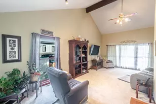 475 Ashford Ln, Valparaiso, IN 46385 - Photo 10