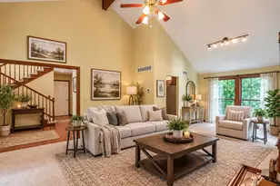 475 Ashford Ln, Valparaiso, IN 46385 - Photo 6
