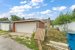 6813 Schneider Ave, Hammond, IN 46323 - Photo 26