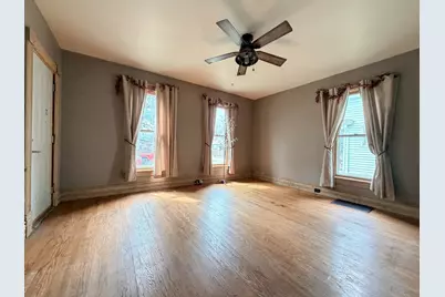 205 Clayton Street, La Porte, IN 46350 - Photo 4