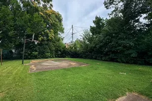 205 Clayton St, La Porte, IN 46350 - Photo 16