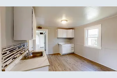 5009 Magoun Avenue #D, East Chicago, IN 46312 - Photo 2