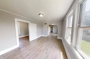 5009 Magoun Ave, East Chicago, IN 46312 - Photo 4