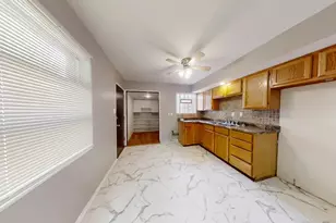 4123 W 19th Pl, Gary, IN 46404 - Photo 2
