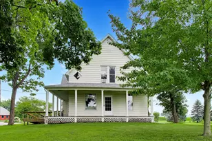 597 N 450 W, Valparaiso, IN 46385 - Photo 2