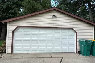11 Indian Trail, Merrillville, IN 46410 - Photo 2