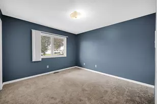 3613 41st Ln, Highland, IN 46322 - Photo 10