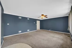 3613 41st Ln, Highland, IN 46322 - Photo 8