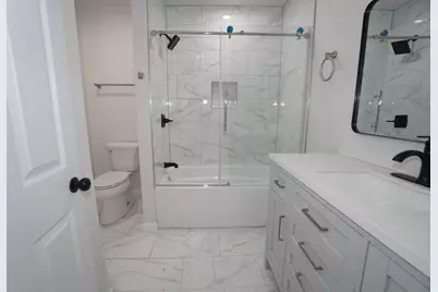 5801 Juniper Avenue #1, Gary, IN 46403 - Photo 26