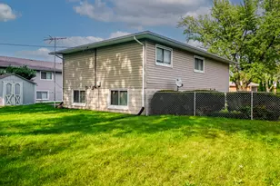 7266 Polk St, Merrillville, IN 46410 - Photo 24