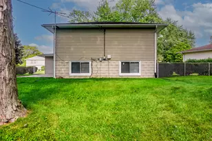 7266 Polk St, Merrillville, IN 46410 - Photo 26