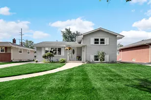 250 Lawndale Dr, Munster, IN 46321 - Photo 1