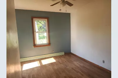 20995 Osborne Road, Lakeville, IN 46536 - Photo 6