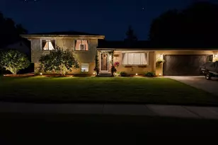 9375 Roosevelt Pl, Crown Point, IN 46307 - Photo 16