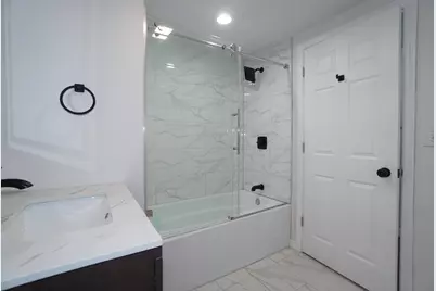 5801 Juniper Avenue #2, Gary, IN 46403 - Photo 28