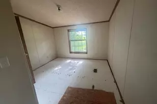6881 NE Suburban Dr, Michigan City, IN 46360 - Photo 4