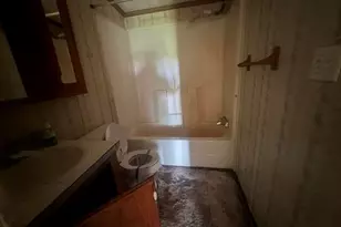 6881 NE Suburban Dr, Michigan City, IN 46360 - Photo 6